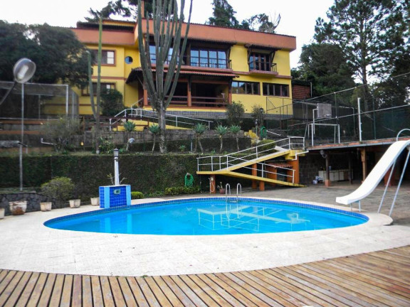 Imagem Casa com 7 Quartos à Venda, 120 m² em Itaipava - Petrópolis Imagem Casa com 7 Quartos à Venda, 120 m² em Itaipava - Petrópolis