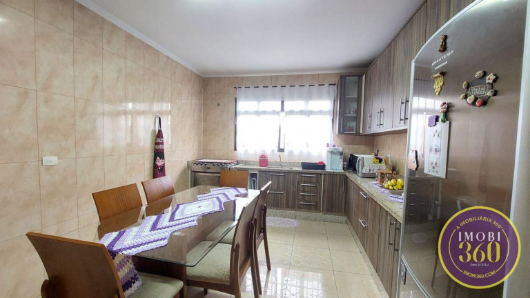 Imagem Sobrado com 3 Quartos à Venda, 180 m² em Itaquera - São Paulo Imagem Sobrado com 3 Quartos à Venda, 180 m² em Itaquera - São Paulo