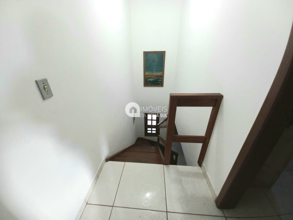 Imagem Casa com 2 Quartos à Venda, 100 m² Imagem Casa com 2 Quartos à Venda, 100 m²
