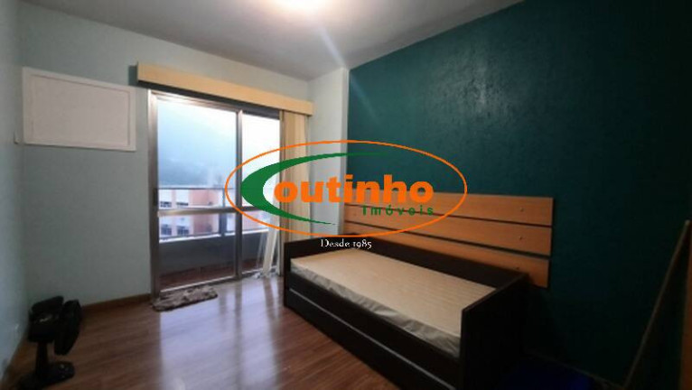 Imagem Apartamento com 4 Quartos à Venda, 171 m² em Tijuca - Rio De Janeiro Imagem Apartamento com 4 Quartos à Venda, 171 m² em Tijuca - Rio De Janeiro