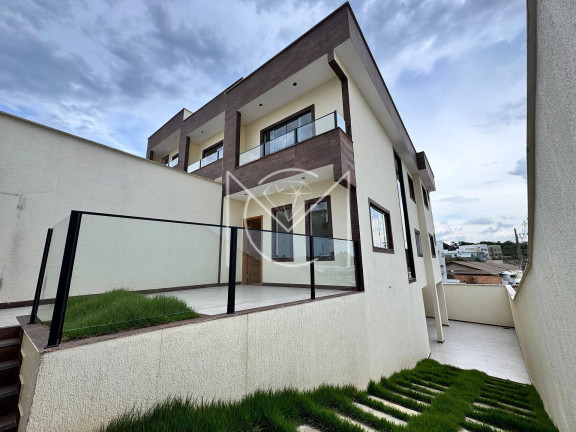 Casa com 3 Quartos à Venda, 179 m² em São Pedro - Esmeraldas