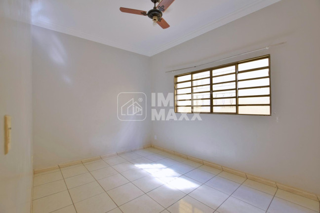 Imagem Casa com 3 Quartos à Venda, 128 m² em Guará Ii - Brasília Imagem Casa com 3 Quartos à Venda, 128 m² em Guará Ii - Brasília