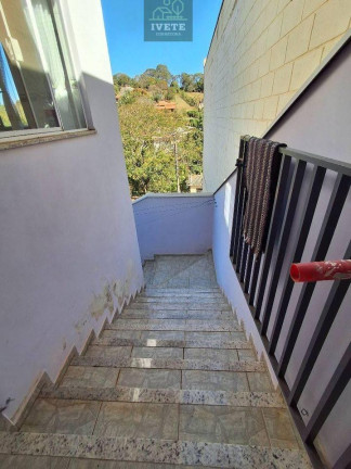 Imagem Casa com 2 Quartos à Venda, 120 m² Imagem Casa com 2 Quartos à Venda, 120 m²