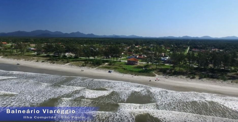 Casa com 3 Quartos à Venda, 700 m² em Balneário Viareggio - Ilha Comprida