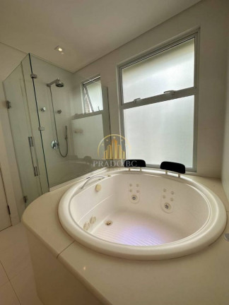 Imagem Apartamento com 3 Quartos à Venda, 160 m² em Centro - Balneário Camboriú
