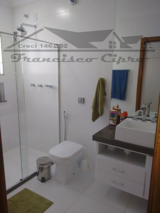 Imagem Sobrado com 4 Quartos à Venda, 300 m² em Jardim Bela Vista - Guaratinguetá Imagem Sobrado com 4 Quartos à Venda, 300 m² em Jardim Bela Vista - Guaratinguetá