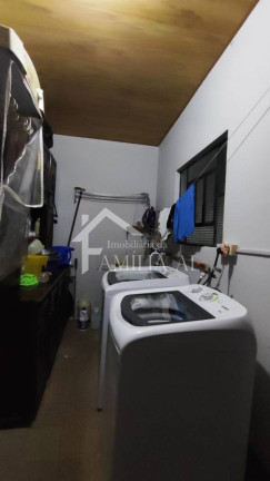 Imagem Casa com 3 Quartos à Venda, 97 m² em Espinheiros - Joinville Imagem Casa com 3 Quartos à Venda, 97 m² em Espinheiros - Joinville