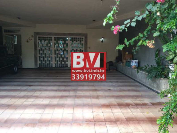 Imagem Casa com 3 Quartos à Venda, 250 m² em Vila Kosmos - Rio De Janeiro Imagem Casa com 3 Quartos à Venda, 250 m² em Vila Kosmos - Rio De Janeiro
