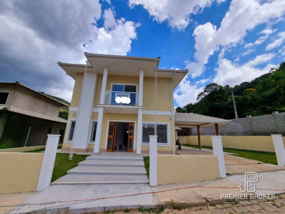 Imagem Casa com 4 Quartos à Venda ou Locação, 230 m² em Albuquerque - Teresópolis Imagem Casa com 4 Quartos à Venda ou Locação, 230 m² em Albuquerque - Teresópolis