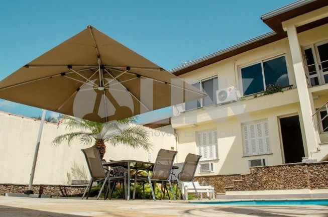 Imagem Casa com 5 Quartos à Venda, 550 m² em Chácara Das Pedras - Porto Alegre Imagem Casa com 5 Quartos à Venda, 550 m² em Chácara Das Pedras - Porto Alegre