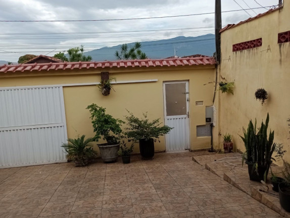 Imagem Casa com 2 Quartos à Venda, 161 m² em Jardim Samambaia - Praia Grande
