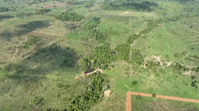 Imagem Fazenda à Venda, 650 m² em Zona Rural - Marcelândia Imagem Fazenda à Venda, 650 m² em Zona Rural - Marcelândia