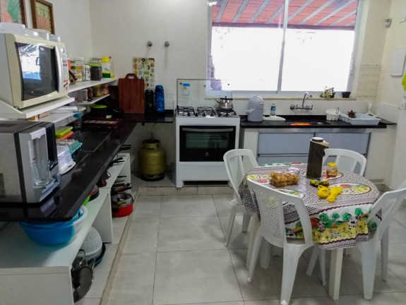 Imagem Sobrado com 5 Quartos à Venda, 280 m² em Enseada - Guarujá