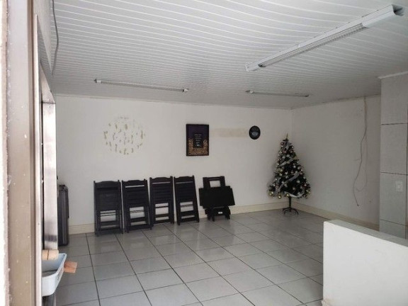 Imagem Casa com 3 Quartos à Venda, 232 m² em Uberaba - Curitiba
