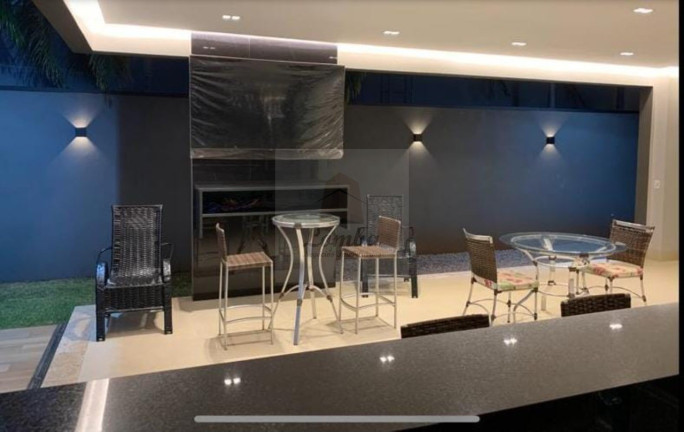 Imagem Casa com 4 Quartos à Venda, 355 m² em Tropical Ville - Cuiabá Imagem Casa com 4 Quartos à Venda, 355 m² em Tropical Ville - Cuiabá
