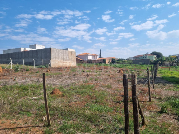 Imagem Terreno à Venda, 960 m² em Estância Conceição - Itapetininga Imagem Terreno à Venda, 960 m² em Estância Conceição - Itapetininga