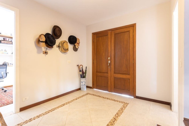 Imagem Casa com 4 Quartos à Venda, em Jardim Leonor - São Paulo Imagem Casa com 4 Quartos à Venda, em Jardim Leonor - São Paulo
