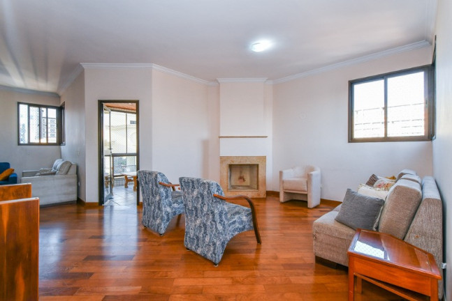 Imóvel com 4 Quartos à Venda, 200 m² em Moema - São Paulo