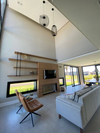 Imagem Casa com 4 Quartos à Venda, em Rainha Do Mar - Xangri-lá Imagem Casa com 4 Quartos à Venda, em Rainha Do Mar - Xangri-lá
