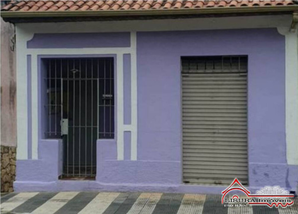 Imagem Casa com 2 Quartos à Venda, em Centro - Jacareí Imagem Casa com 2 Quartos à Venda, em Centro - Jacareí