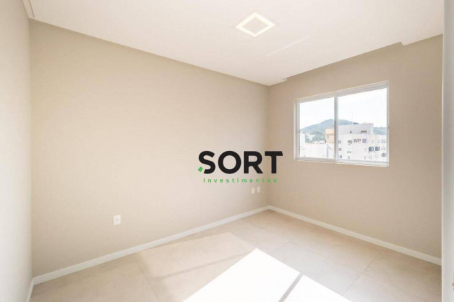 Imagem Cobertura com 4 Quartos à Venda, 240 m² em Centro - Balneário Camboriú