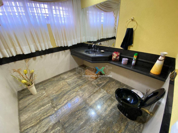 Imagem Sobrado com 3 Quartos à Venda, 550 m² em Jardim Autonomista - Campo Grande Imagem Sobrado com 3 Quartos à Venda, 550 m² em Jardim Autonomista - Campo Grande