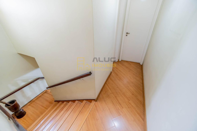Imagem Casa com 3 Quartos à Venda, 246 m² em Cipava - Osasco Imagem Casa com 3 Quartos à Venda, 246 m² em Cipava - Osasco