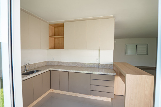 Imagem Casa com 3 Quartos à Venda, 131 m² em Sítios Santa Luzia - Aparecida De Goiânia Imagem Casa com 3 Quartos à Venda, 131 m² em Sítios Santa Luzia - Aparecida De Goiânia