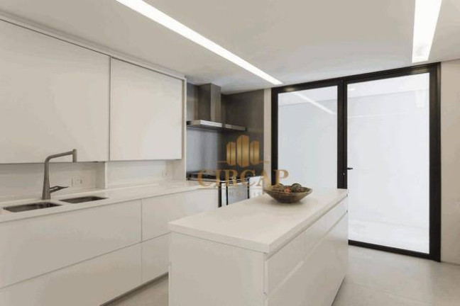 Imagem Casa com 3 Quartos à Venda, 723 m² em Jardim Paulista - São Paulo Imagem Casa com 3 Quartos à Venda, 723 m² em Jardim Paulista - São Paulo