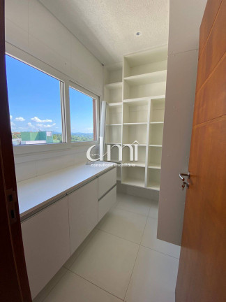 Imagem Casa com 5 Quartos à Venda, em Parque Residencial Itapeti - Mogi Das Cruzes Imagem Casa com 5 Quartos à Venda, em Parque Residencial Itapeti - Mogi Das Cruzes
