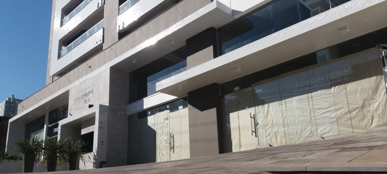 Sala Comercial à Venda, 200 m² em Panazzolo - Caxias Do Sul