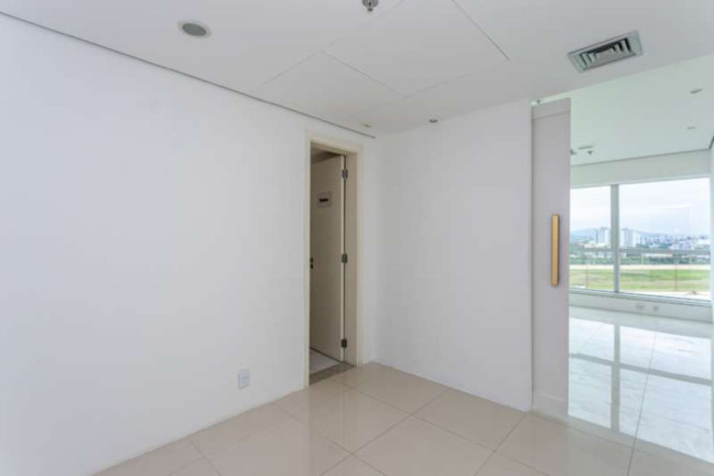 Imagem Imóvel Comercial à Venda, 42 m² em Cristal - Porto Alegre Imagem Imóvel Comercial à Venda, 42 m² em Cristal - Porto Alegre