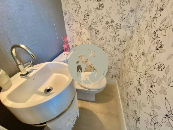 Imagem Casa com 3 Quartos à Venda, 272 m² em Embare - Santos Imagem Casa com 3 Quartos à Venda, 272 m² em Embare - Santos