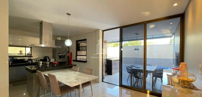 Imagem Casa com 3 Quartos à Venda, 282 m² em Coaçu - Eusébio Imagem Casa com 3 Quartos à Venda, 282 m² em Coaçu - Eusébio