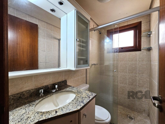 Imagem Imóvel com 2 Quartos à Venda, em Auxiliadora - Porto Alegre Imagem Imóvel com 2 Quartos à Venda, em Auxiliadora - Porto Alegre