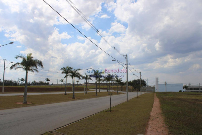 Imagem Terreno à Venda, 25.000 m² em Loteamento Multivias - Jundiaí Imagem Terreno à Venda, 25.000 m² em Loteamento Multivias - Jundiaí