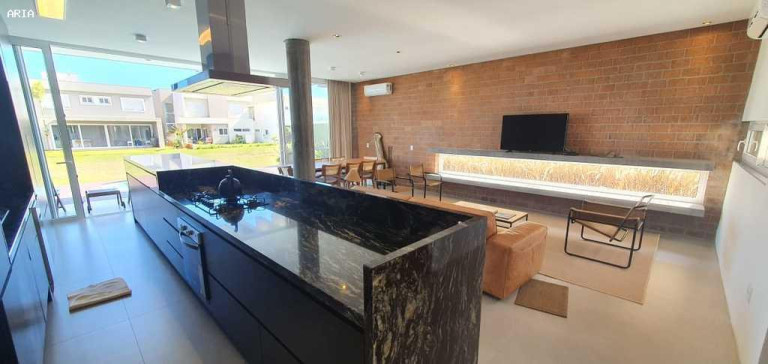 Imagem Casa com 4 Quartos à Venda, 311 m² em Centro - Capão Da Canoa