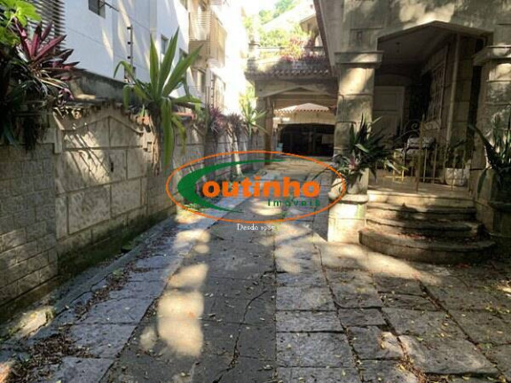Imagem Casa com 6 Quartos à Venda, 480 m² em Tijuca - Rio De Janeiro Imagem Casa com 6 Quartos à Venda, 480 m² em Tijuca - Rio De Janeiro
