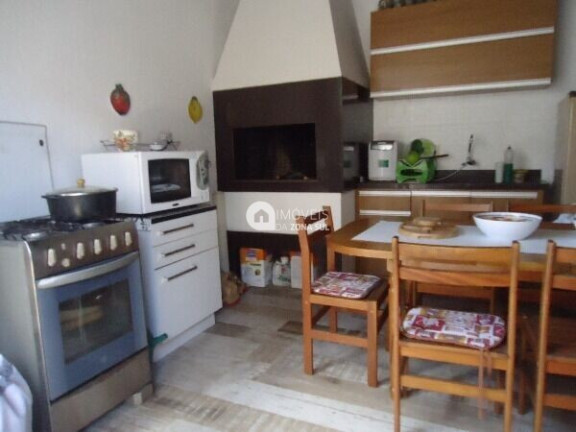 Imagem Casa com 3 Quartos à Venda, 177 m²