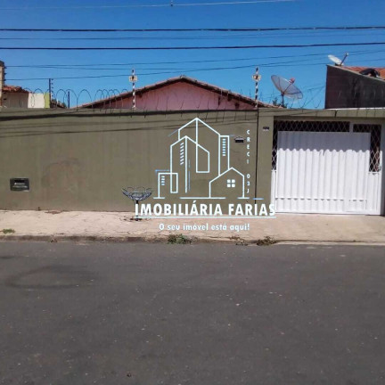 Imagem Casa com 4 Quartos à Venda, 300 m² em Cristo Rei - Teresina Imagem Casa com 4 Quartos à Venda, 300 m² em Cristo Rei - Teresina
