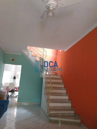 Imagem Sobrado com 3 Quartos à Venda, 140 m² em Parque São Cristóvão - Taubaté Imagem Sobrado com 3 Quartos à Venda, 140 m² em Parque São Cristóvão - Taubaté