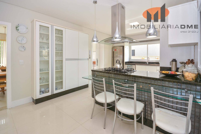 Imagem Casa de Condomínio com 4 Quartos à Venda, 370 m² em Pineville - Pinhais
