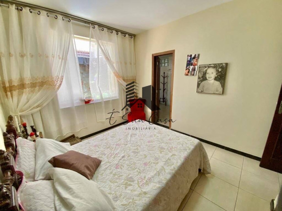 Imagem Casa com 5 Quartos à Venda, 300 m² em Ouro Preto - Belo Horizonte Imagem Casa com 5 Quartos à Venda, 300 m² em Ouro Preto - Belo Horizonte