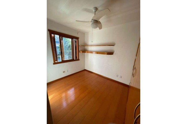 Imagem Apartamento com 3 Quartos à Venda, 95 m² em Santana - Porto Alegre Imagem Apartamento com 3 Quartos à Venda, 95 m² em Santana - Porto Alegre