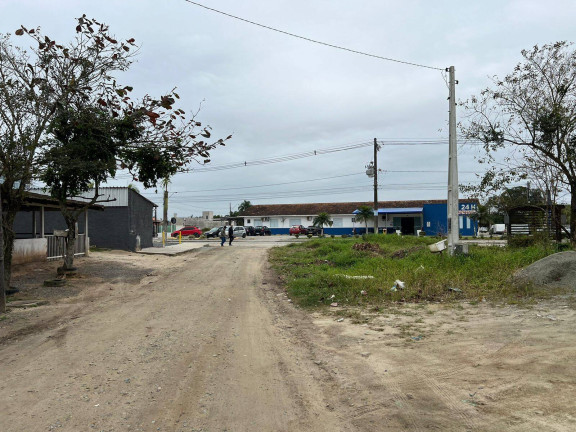 Imagem Casa com 3 Quartos à Venda, 110 m² em Centro - Balneário Barra Do Sul Imagem Casa com 3 Quartos à Venda, 110 m² em Centro - Balneário Barra Do Sul