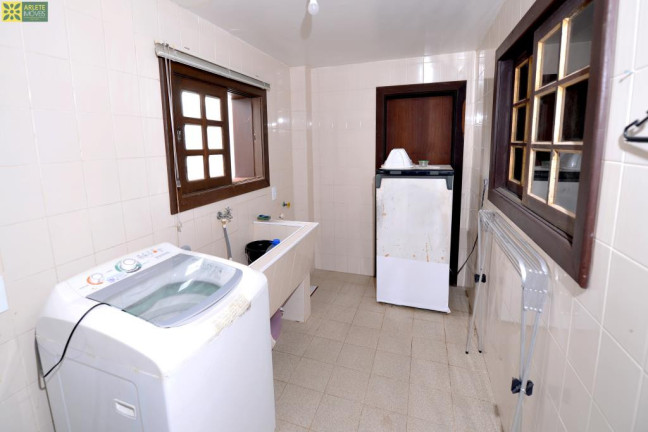 Imagem Casa com 5 Quartos para Alugar ou Temporada, 280 m² em Centro - Porto Belo Imagem Casa com 5 Quartos para Alugar ou Temporada, 280 m² em Centro - Porto Belo