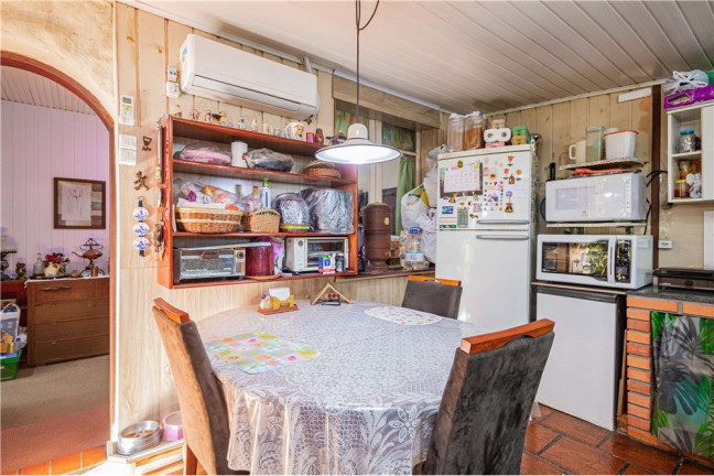 Imagem Casa com 5 Quartos à Venda, em Petrópolis - Porto Alegre Imagem Casa com 5 Quartos à Venda, em Petrópolis - Porto Alegre