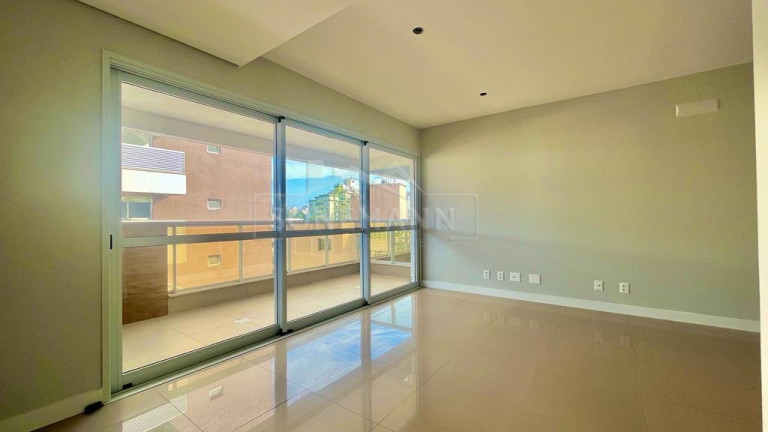 Imagem Apartamento com 3 Quartos à Venda, 94 m² em Itacorubi - Florianópolis