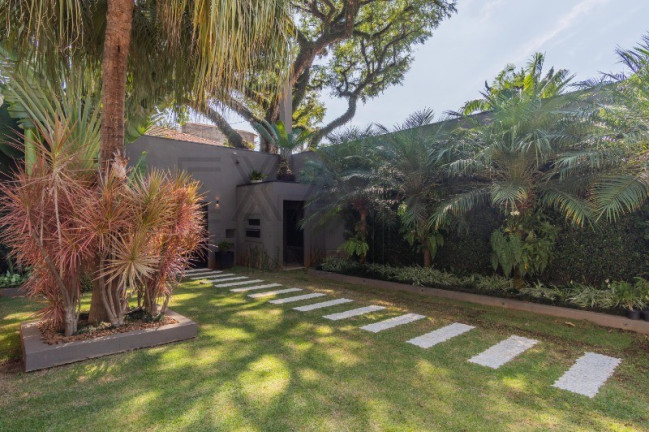 Imagem Casa com 5 Quartos à Venda, 720 m² em Pacaembu - São Paulo Imagem Casa com 5 Quartos à Venda, 720 m² em Pacaembu - São Paulo