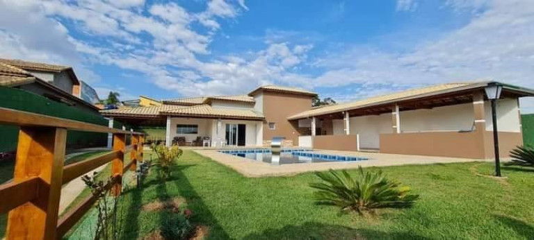 Imagem Chácara com 4 Quartos à Venda, 290 m² em Sorocamirim - Ibiúna